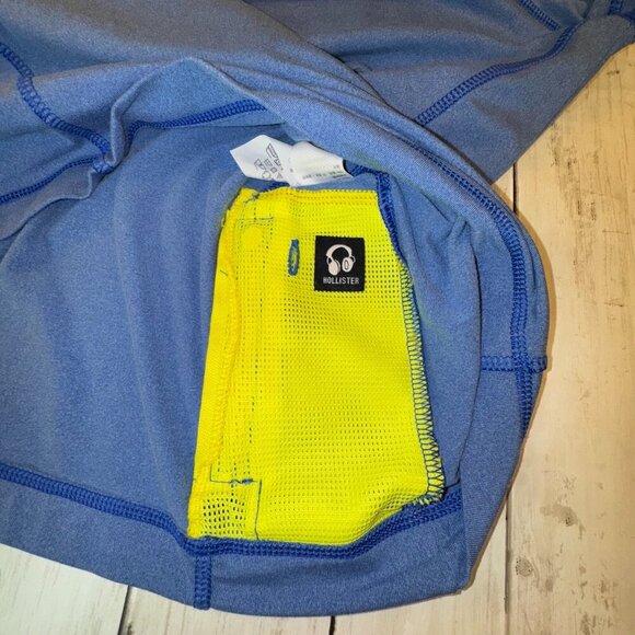 Hollister Men's 1/4 Zip Long Sleeve Performance Pullover Blue Size Large - Picture 10 of 10
